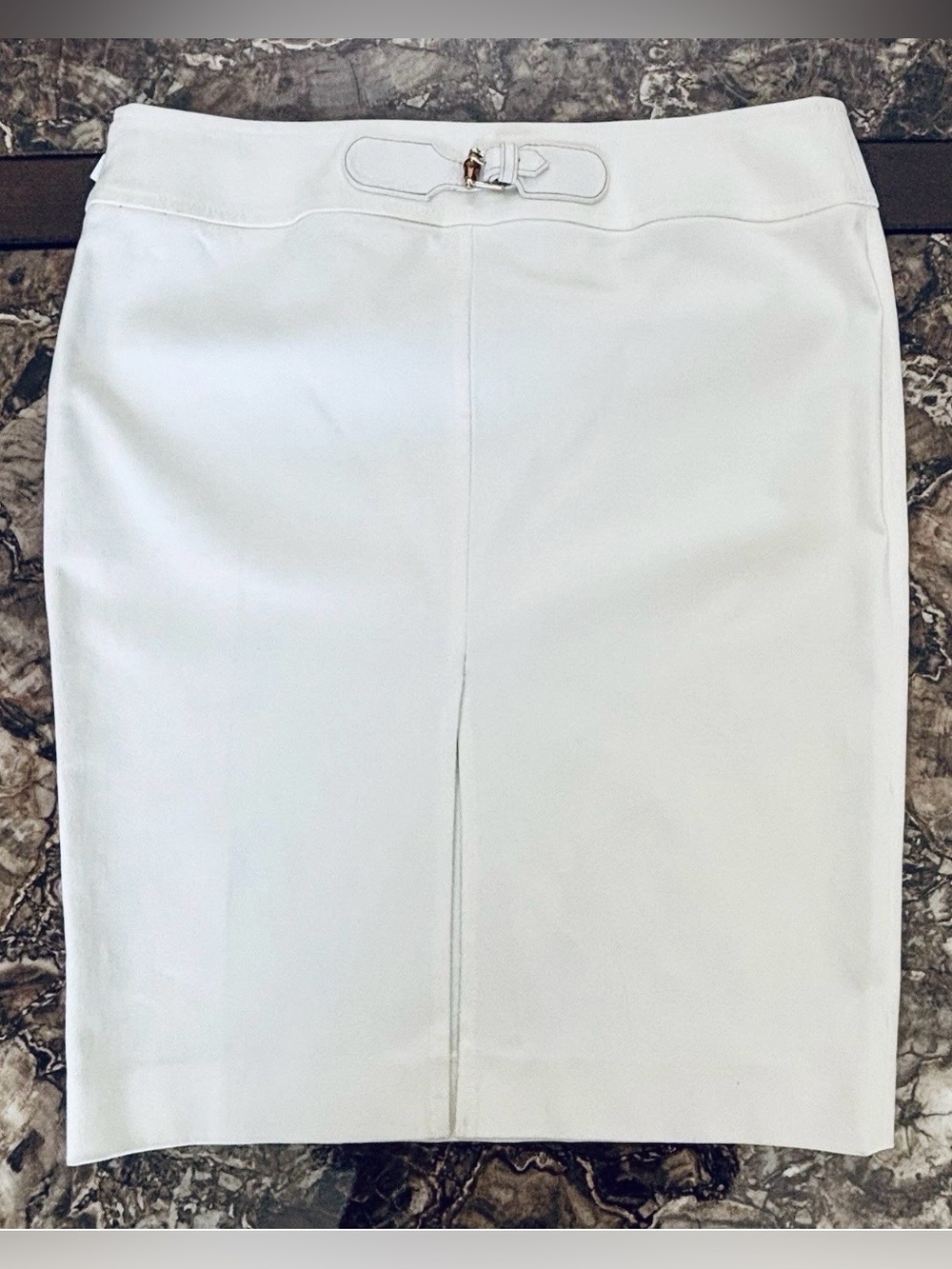 Gucci Bamboo Vintage Leather Buckle on the back White Skirt size EU 42